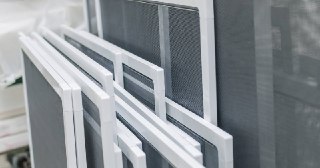 Москитные сетки на пластиковые окна Спасск-Дальний купить по цене от 925 руб.